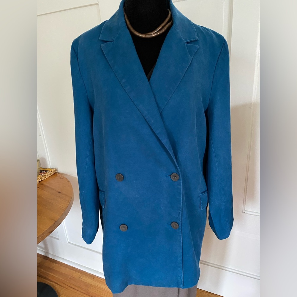 Frank & Oak Blue Double-Breasted Tencel Relaxed Blazer. Size XL.
